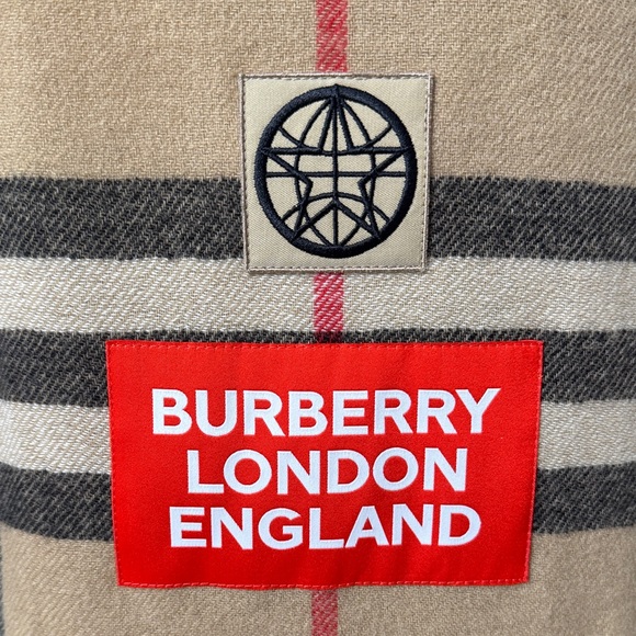 Burberry Beige and Black Checkered Wrap - Picture 5 of 8